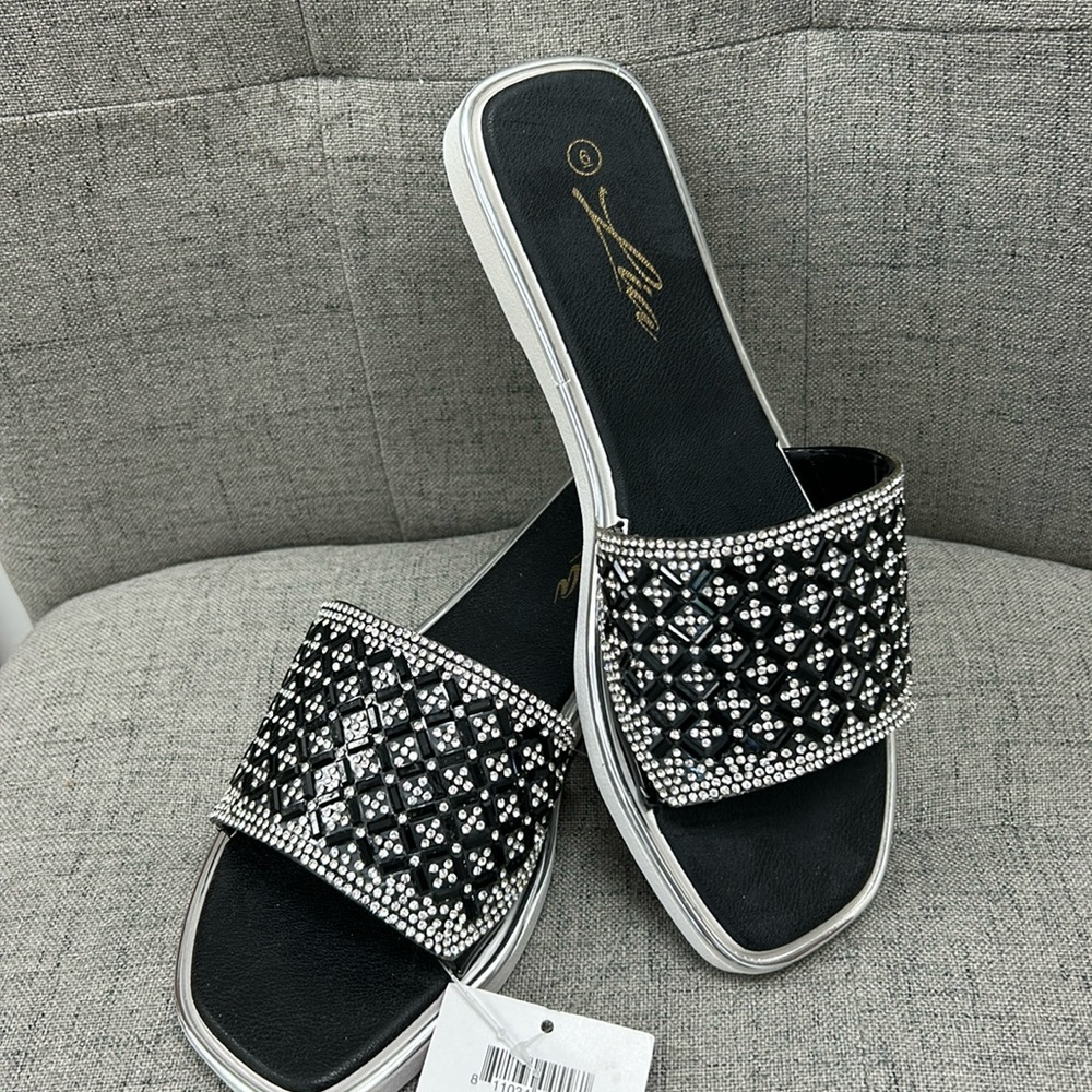 Black sandals with rhinestones